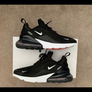 Nike Air Max 270